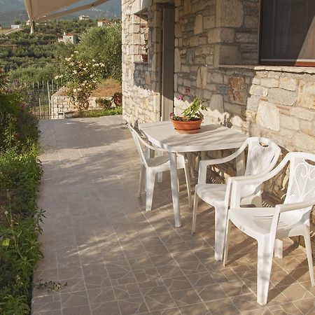 Ellinas Homes Megali Mantineia Exterior foto